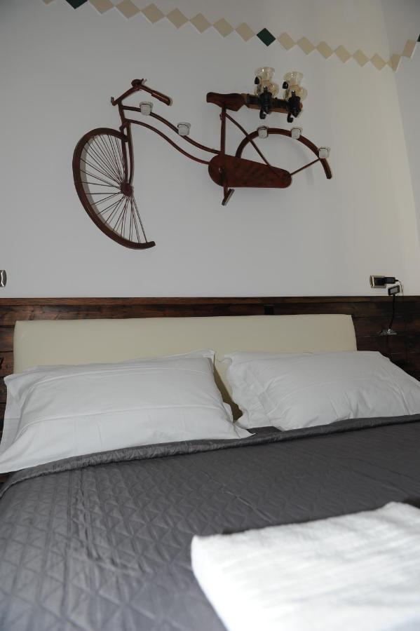 Bed and Breakfast Torre Balzano Valenzano Exterior foto